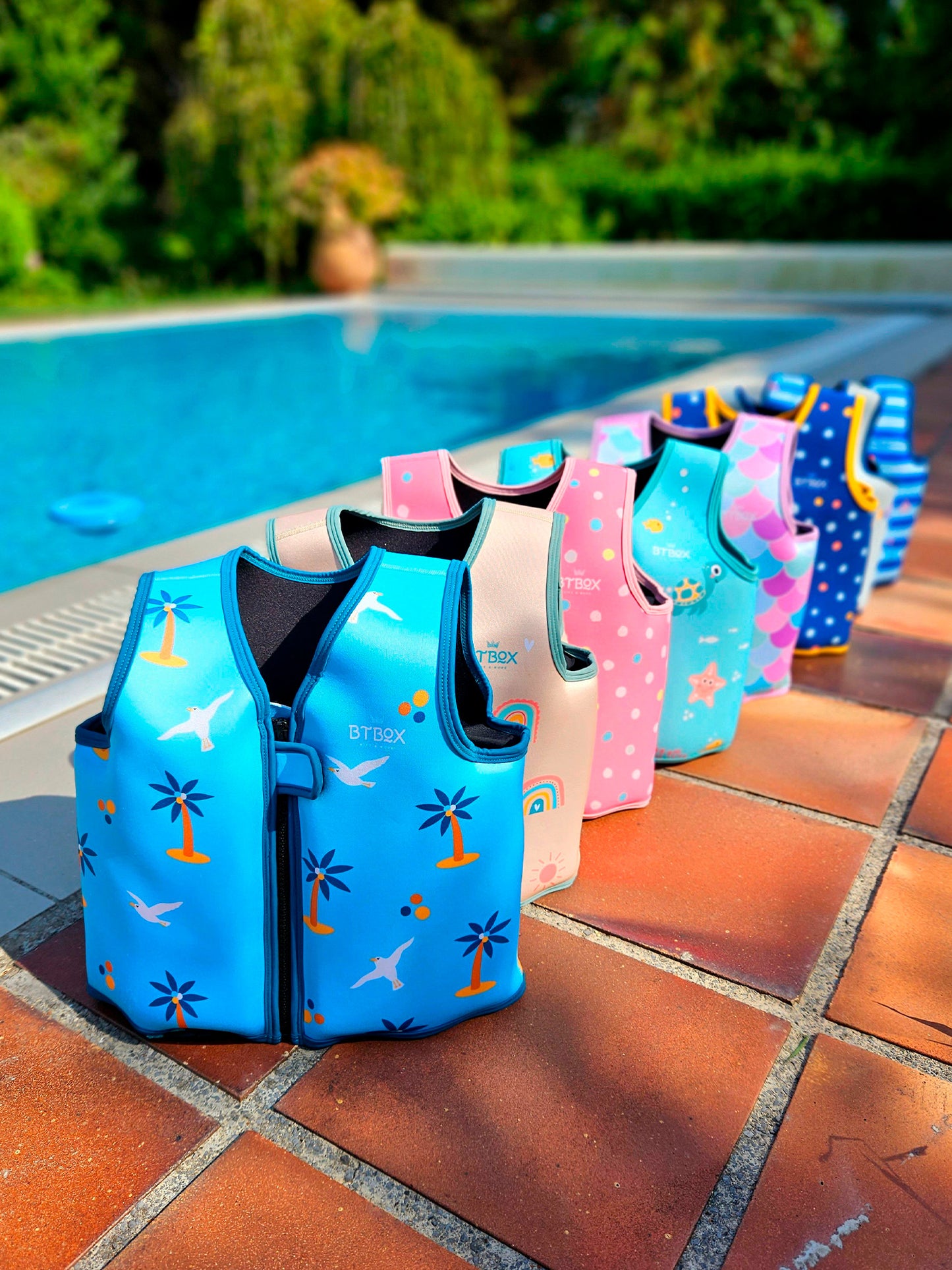 CHALECO FLOTADOR RAINBOW CREAM 1-2 AÑOS BTBOX KIDSME