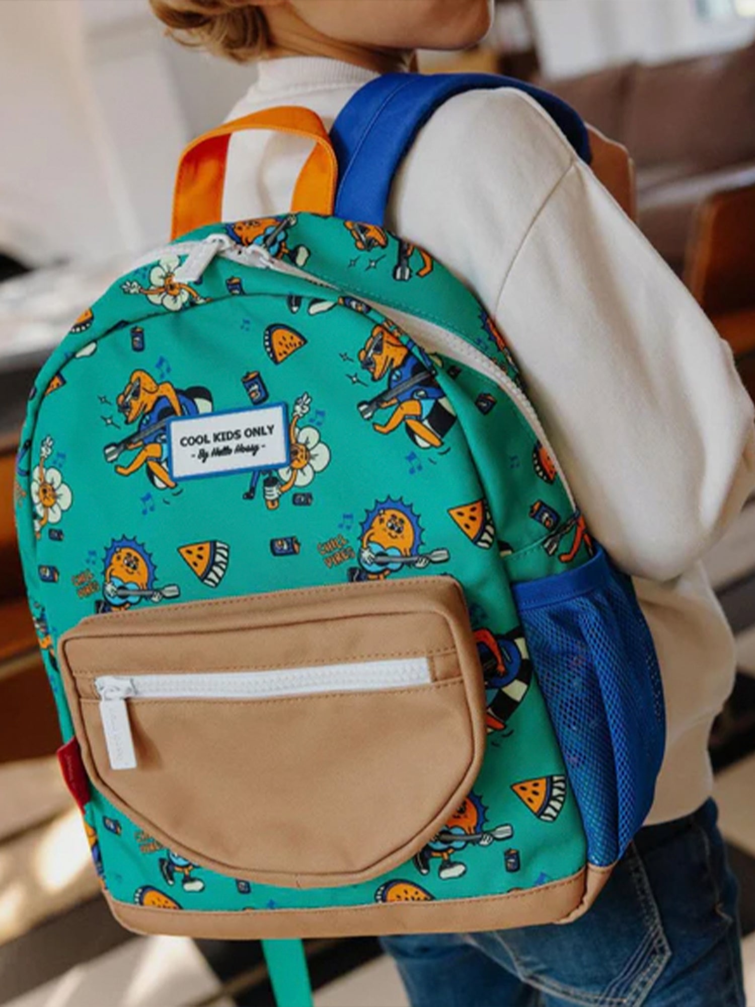 MOCHILA MINI PLÁSTICO RECICLADO CHILL VIBES Hello Hossy KIDSME