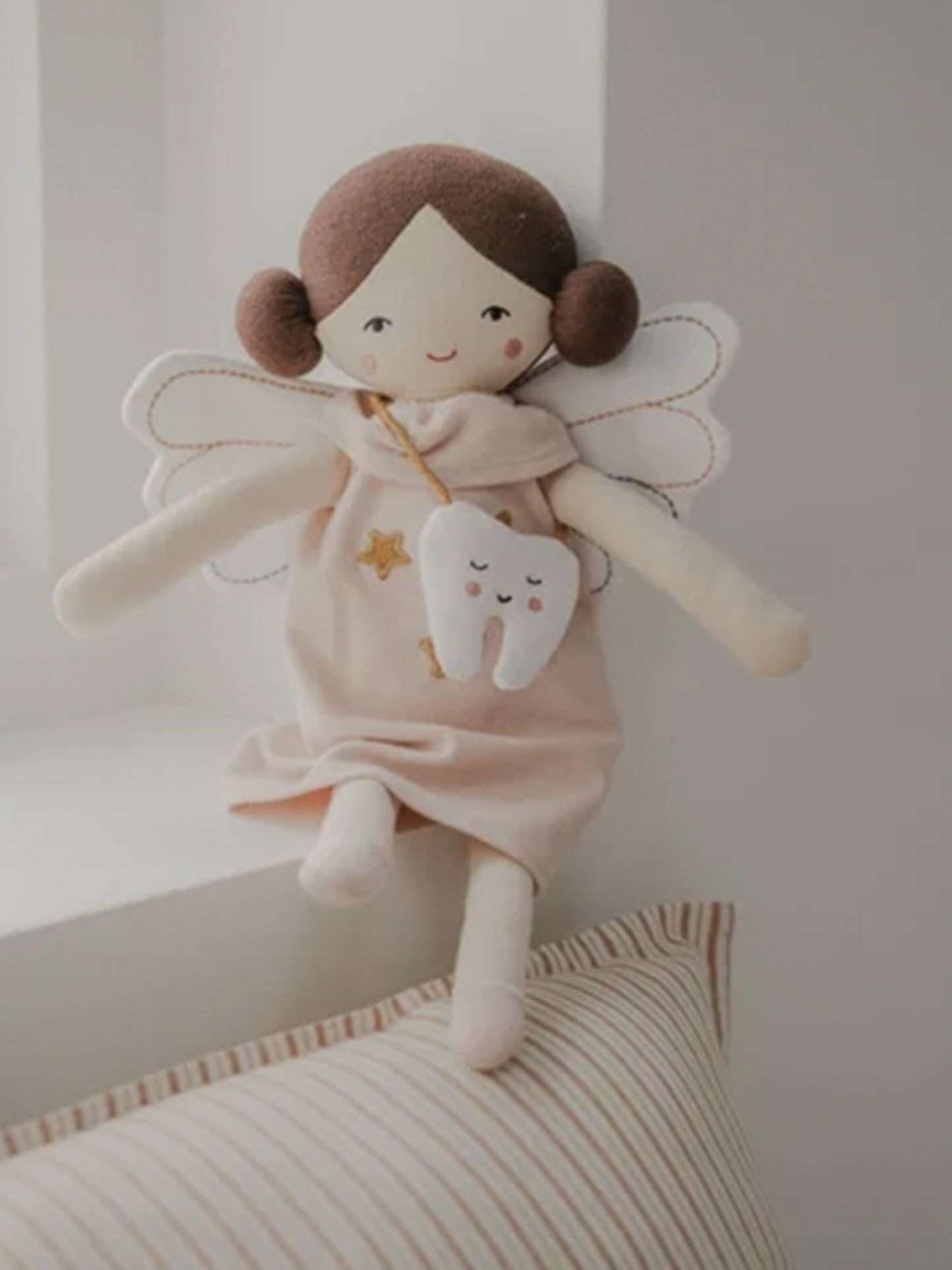 TOOTH FAIRY WITH BAG