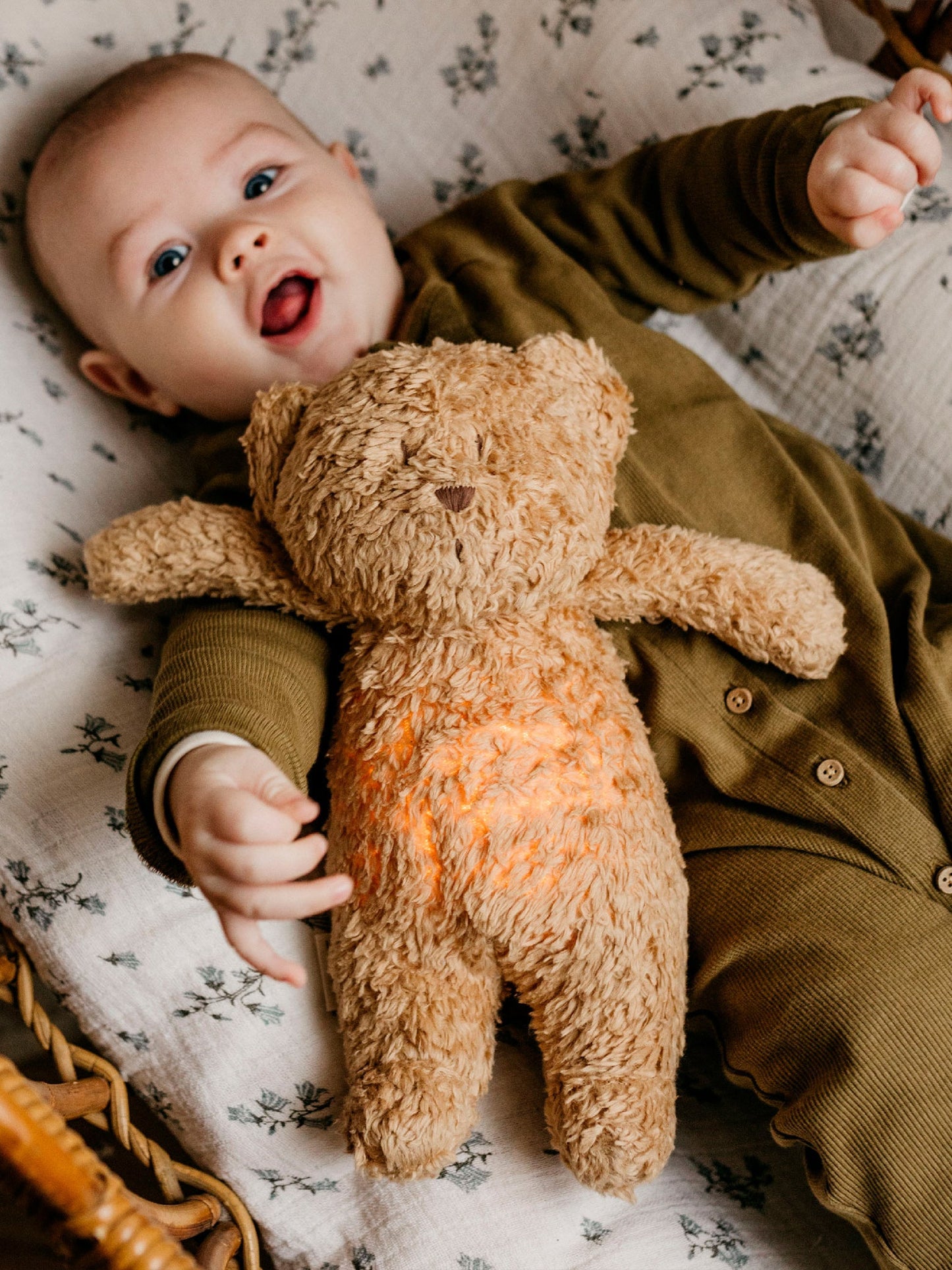 OSO DE PELUCHE LUZ Y SONIDO GREY NATUR Moonie KIDSME