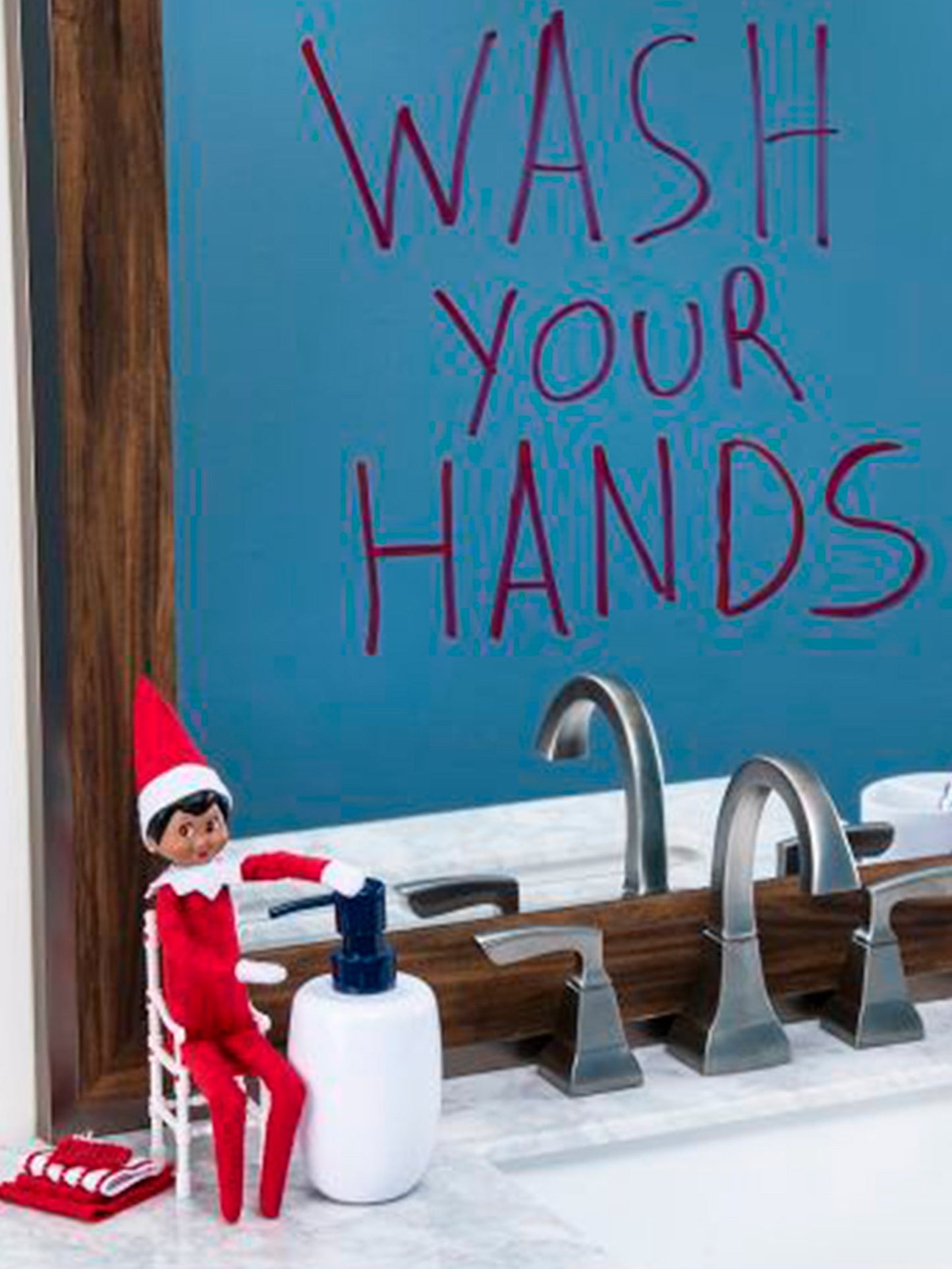 THE ELF ON THE SHELF (CUENTO Y ELFO) CHICA Santa Claus company KIDSME