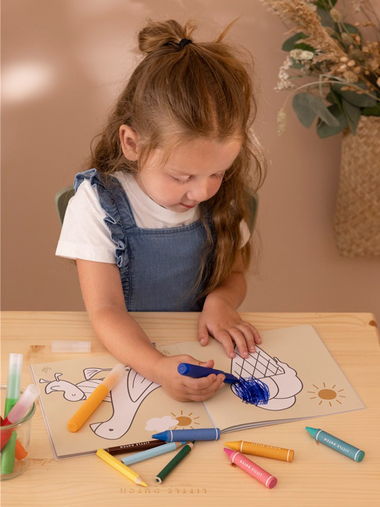 LIBRO PARA COLOREAR Little dutch KIDSME