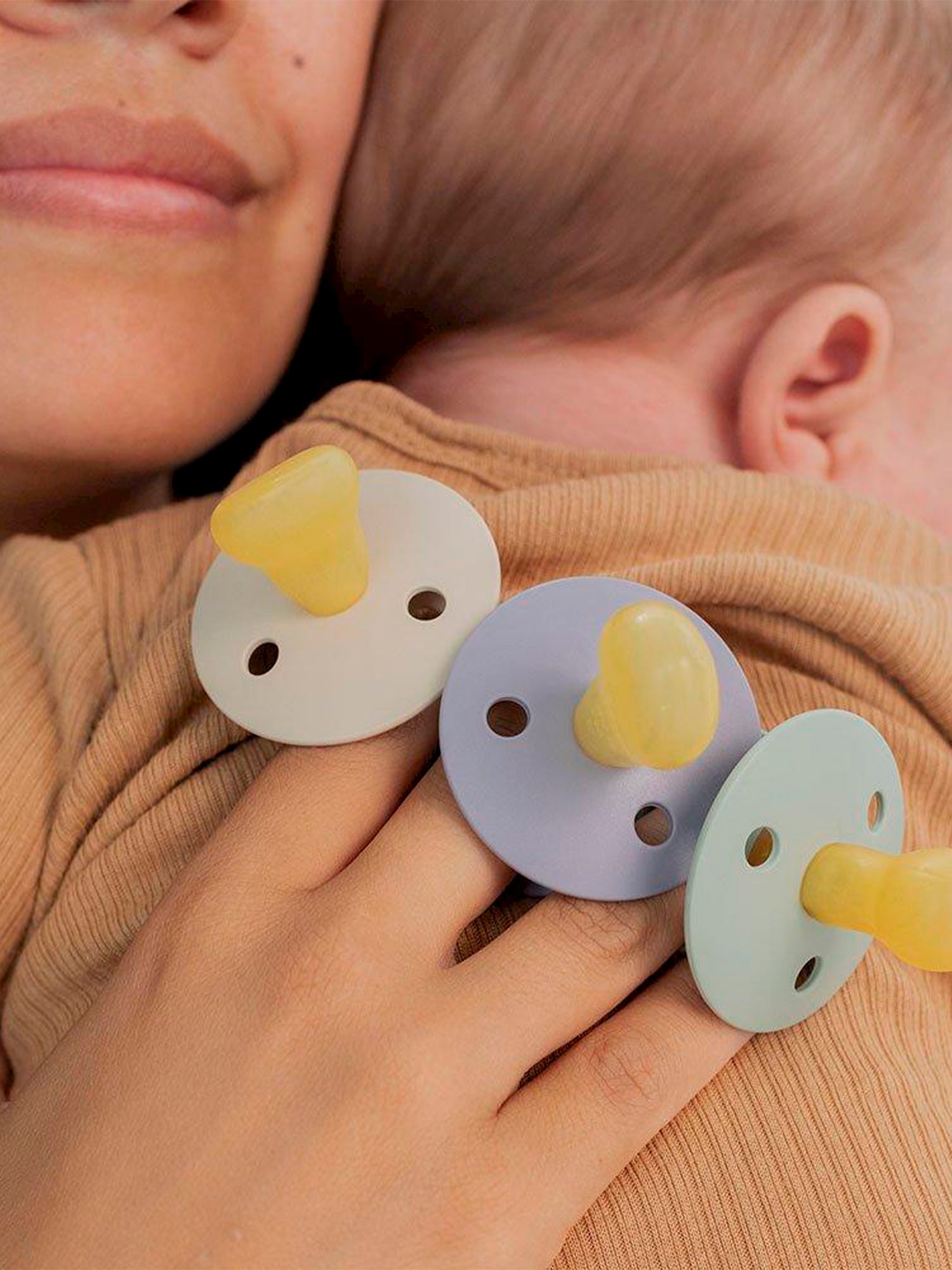 PACK 2 CHUPETES BIBS SIMÉTRICA SAND/IRON 2 TALLAS BIBS KIDSME